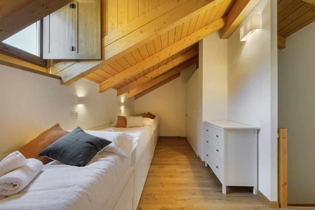 Duplex Campodios Villanua Ngoại thất bức ảnh
